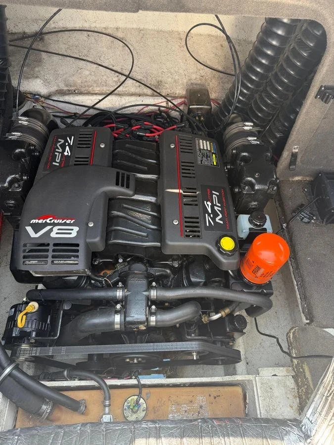 ������� ���� Bayliner 2350 SS | Mobile.bg � ����������� 8