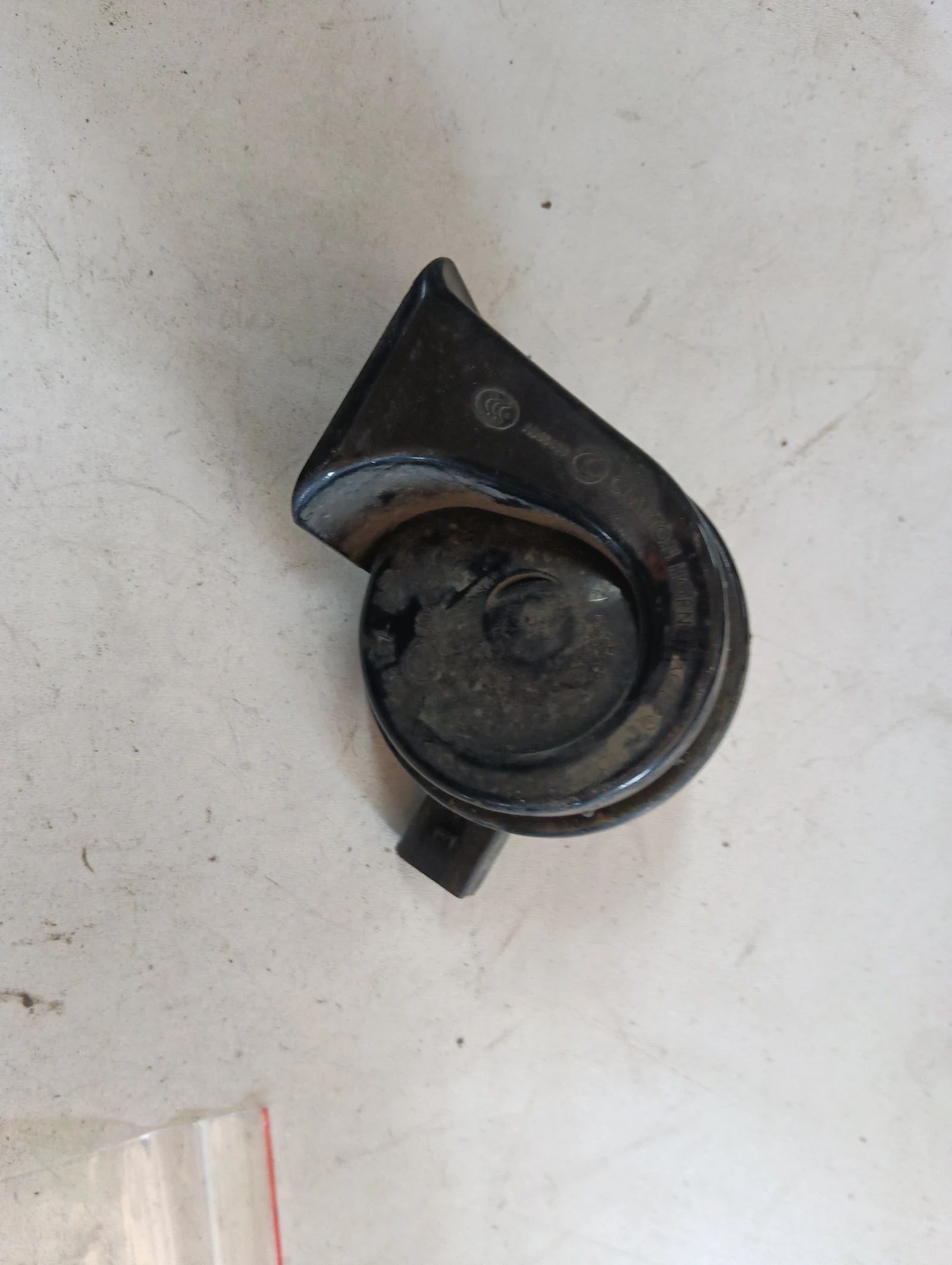 клаксон 3B0951223E Skoda Rapid