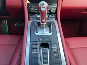 Porsche 911 Carrera 4 Cabrio, снимка 11