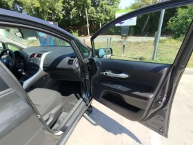 Toyota Auris, снимка 5