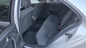 Mercedes-Benz C 220, снимка 11