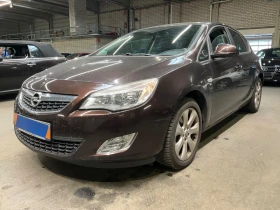 Opel Astra Astra 1.4 Turbo 150 Jahre Opel