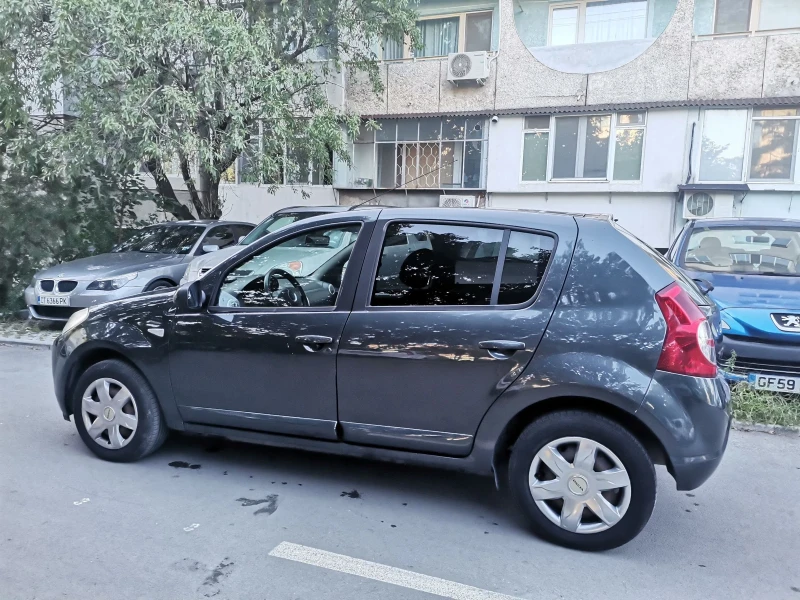 Dacia Sandero 2010 Газ, снимка 7 - Автомобили и джипове - 47451788