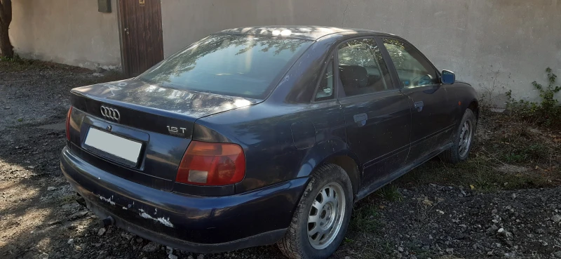 Audi A4 1.8t quattro, снимка 2 - Автомобили и джипове - 49004565