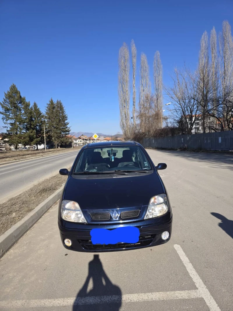 Renault Scenic, снимка 2 - Автомобили и джипове - 52001635