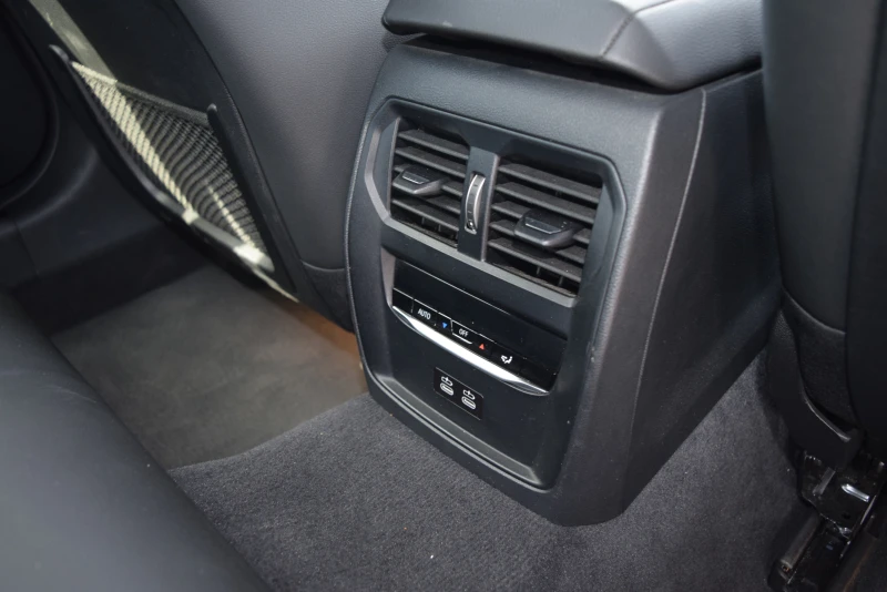 BMW 420 d X-Drive M-Sport, снимка 8 - Автомобили и джипове - 51461394
