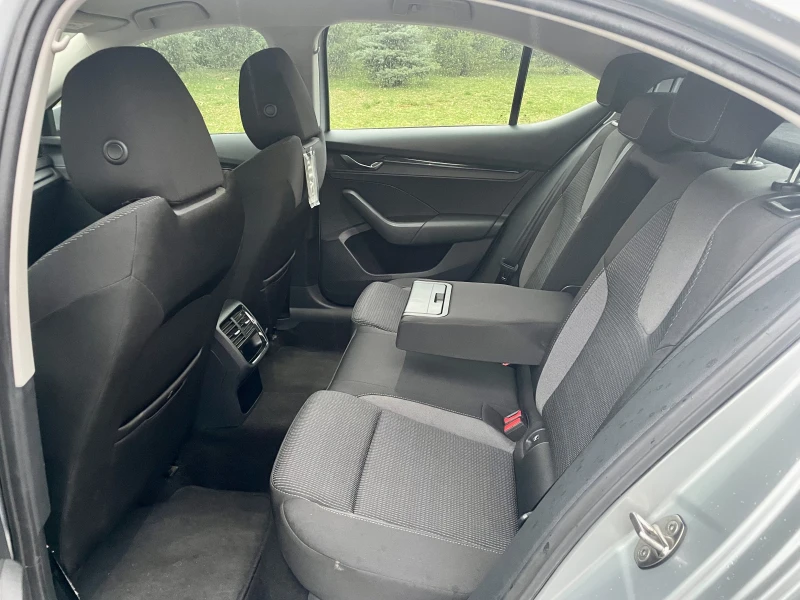 Skoda Octavia 1.5 TSI Лизинг: 375 лв/мес /8900 лв първоначална, снимка 11 - Автомобили и джипове - 52659253