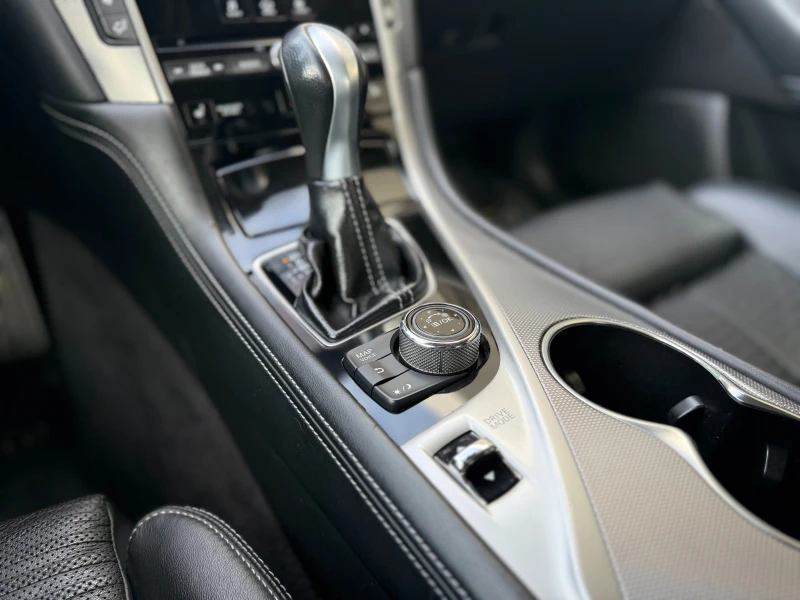 Infiniti Q50 6 МЕСЕЦА ГАРАНЦИЯ/2.2D 170к.с. Всички Екстри, снимка 12 - Автомобили и джипове - 52727174