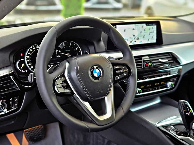 BMW 530 M5/FACE/LASER/GERMANY/CAMERA/AMBIENT/AUTO H/LIZING, снимка 10 - Автомобили и джипове - 52840137