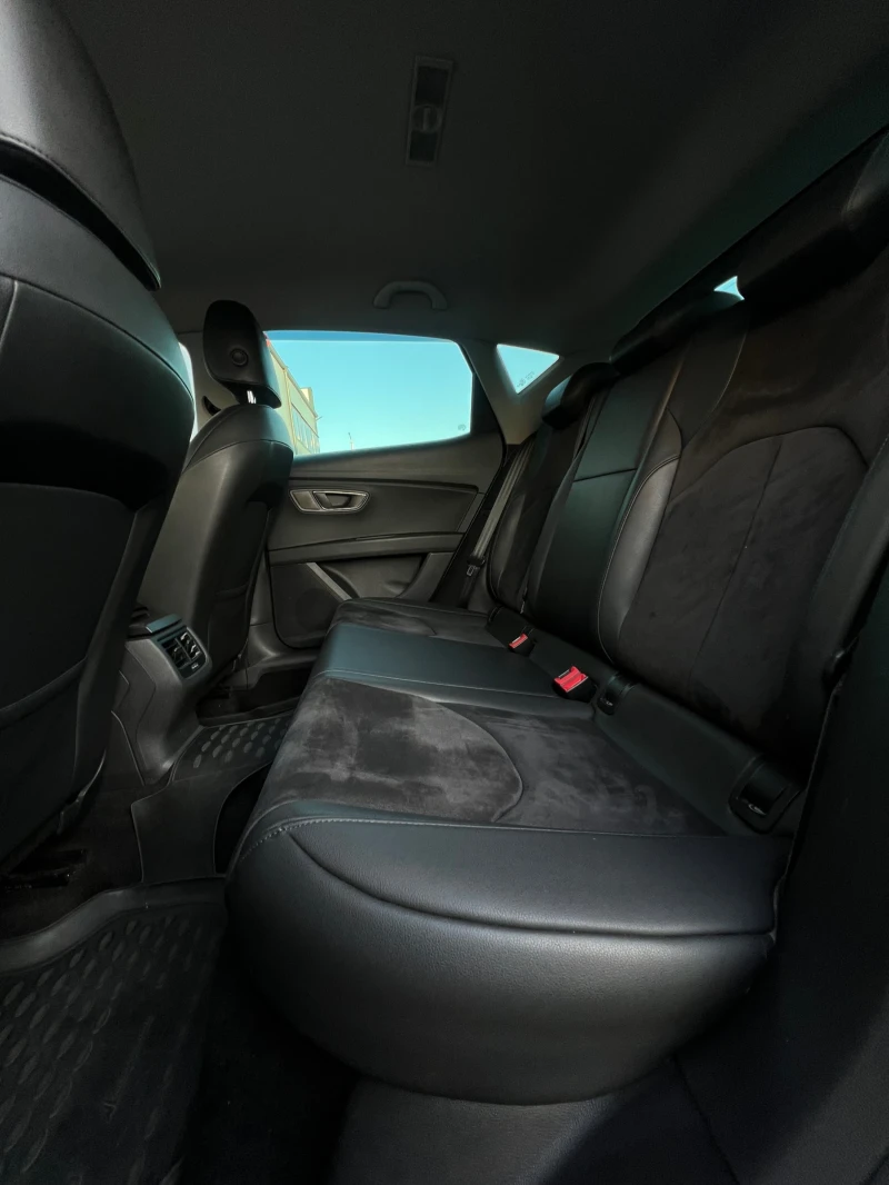 Seat Leon MATRIXX/1.6D/Алкантара/Navi/Кожа/Всички екстри!TOP, снимка 17 - Автомобили и джипове - 52870806