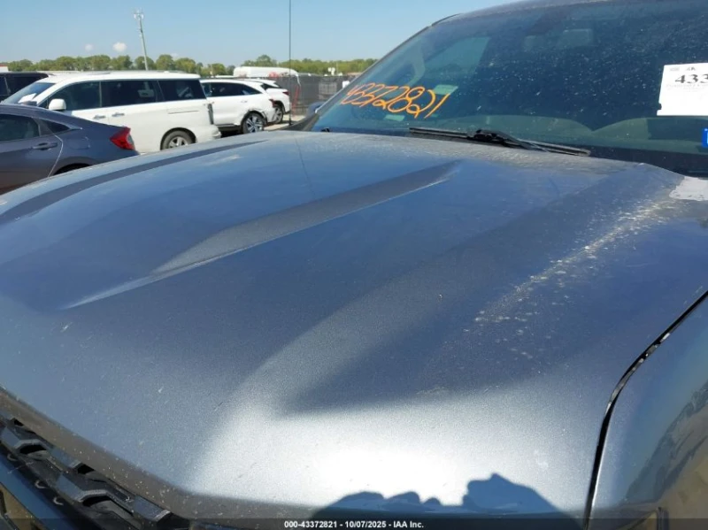 Chevrolet Silverado 1500 4WD Short Bed Custom Trail Boss * СТАВА НА ГА, снимка 6 - Автомобили и джипове - 53330912