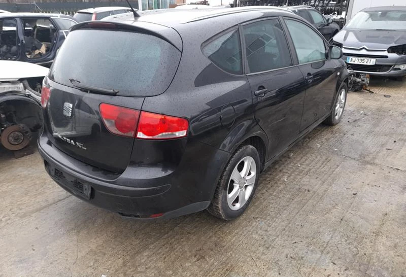 Seat Altea XL 1.9tdi  77kwBXE, снимка 4 - Автомобили и джипове - 47180986