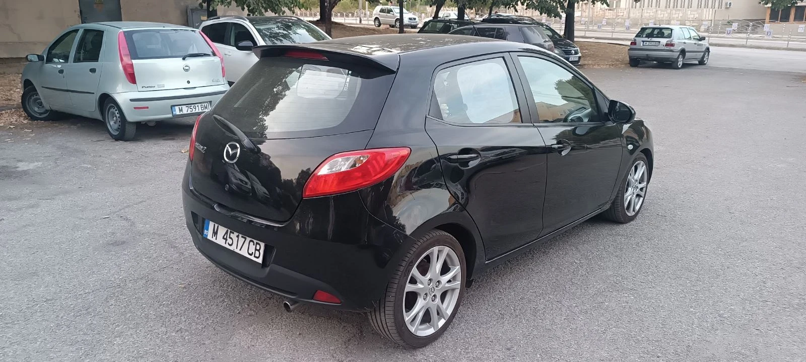 Mazda 2  - изображение 10