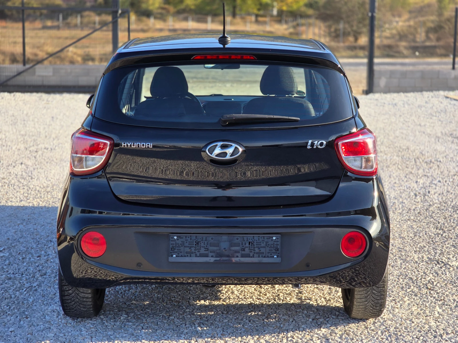 Hyundai I10 1.2i * Perfect*  - изображение 4