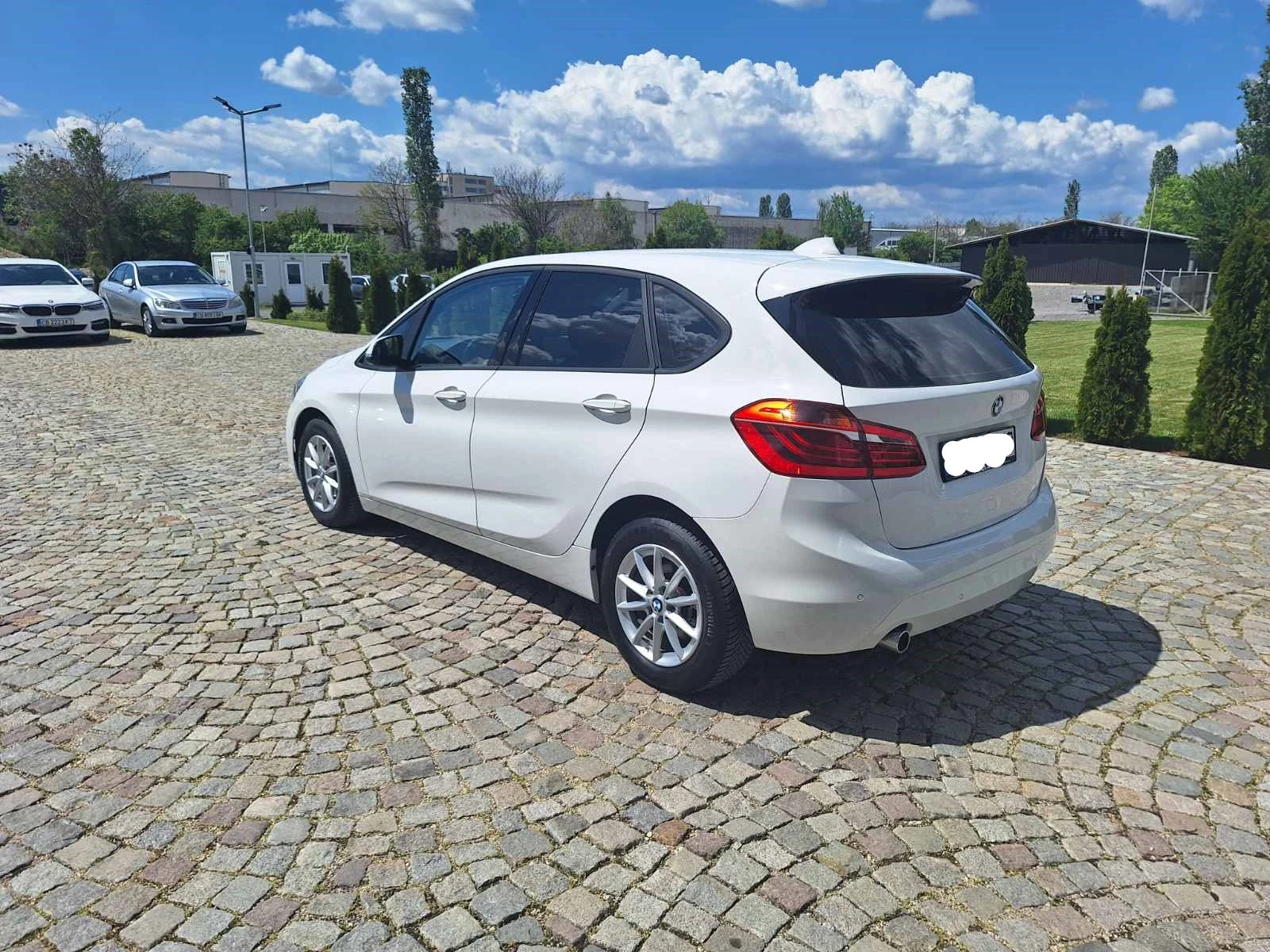 BMW 2 Active Tourer  - изображение 2