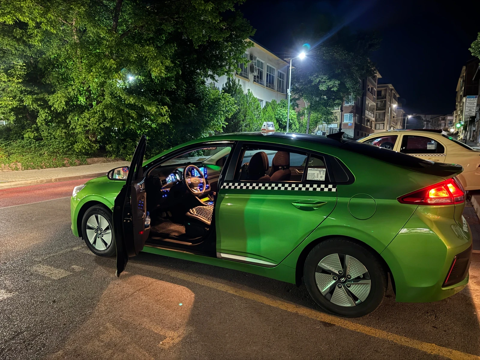 Hyundai Ioniq  - изображение 7
