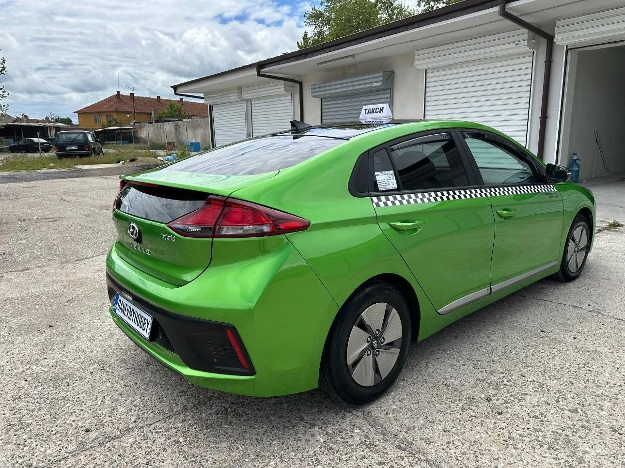 Hyundai Ioniq  - изображение 2