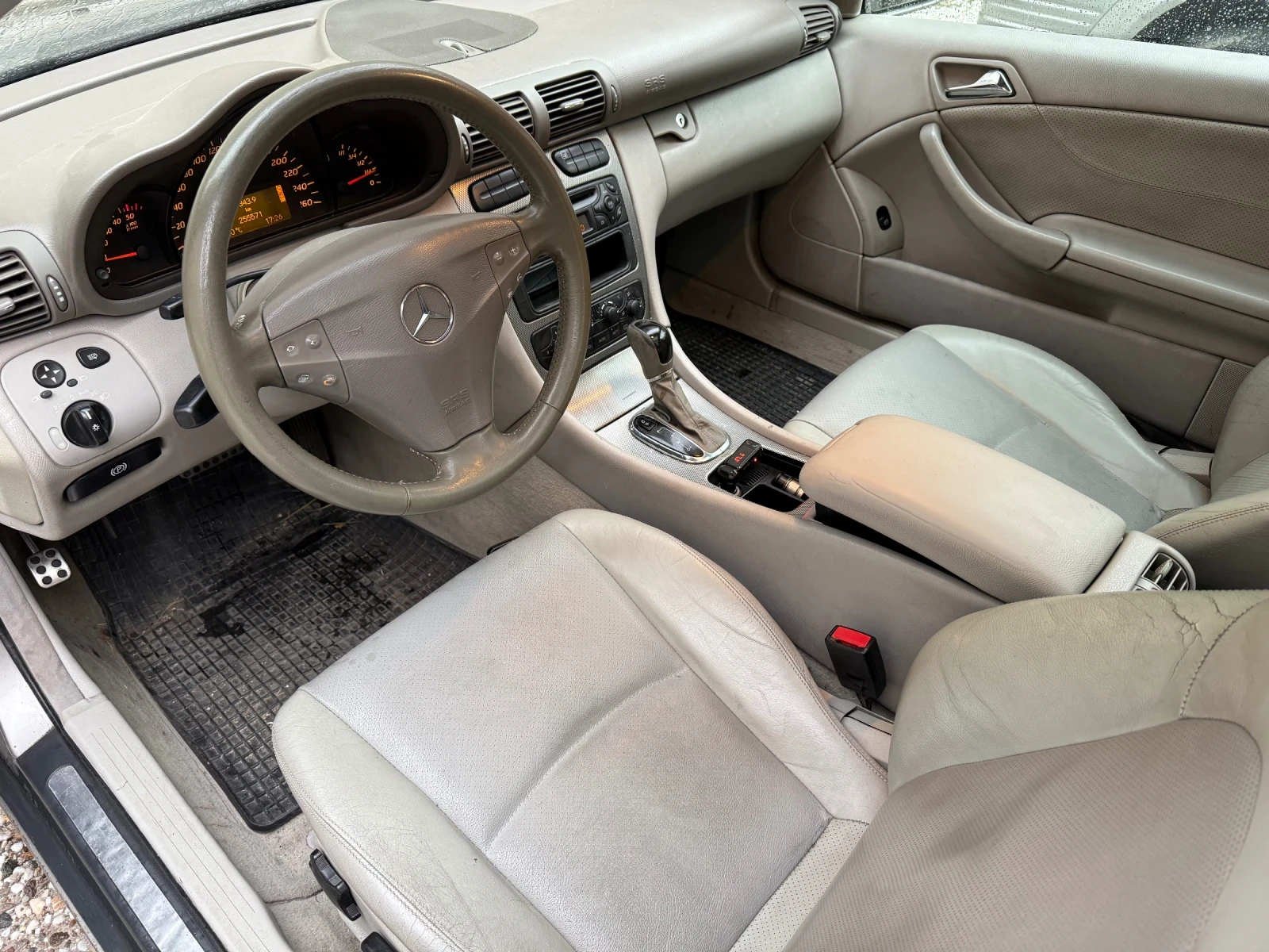 Mercedes-Benz C 220 Панорама - Автомат - Кожа - изображение 5