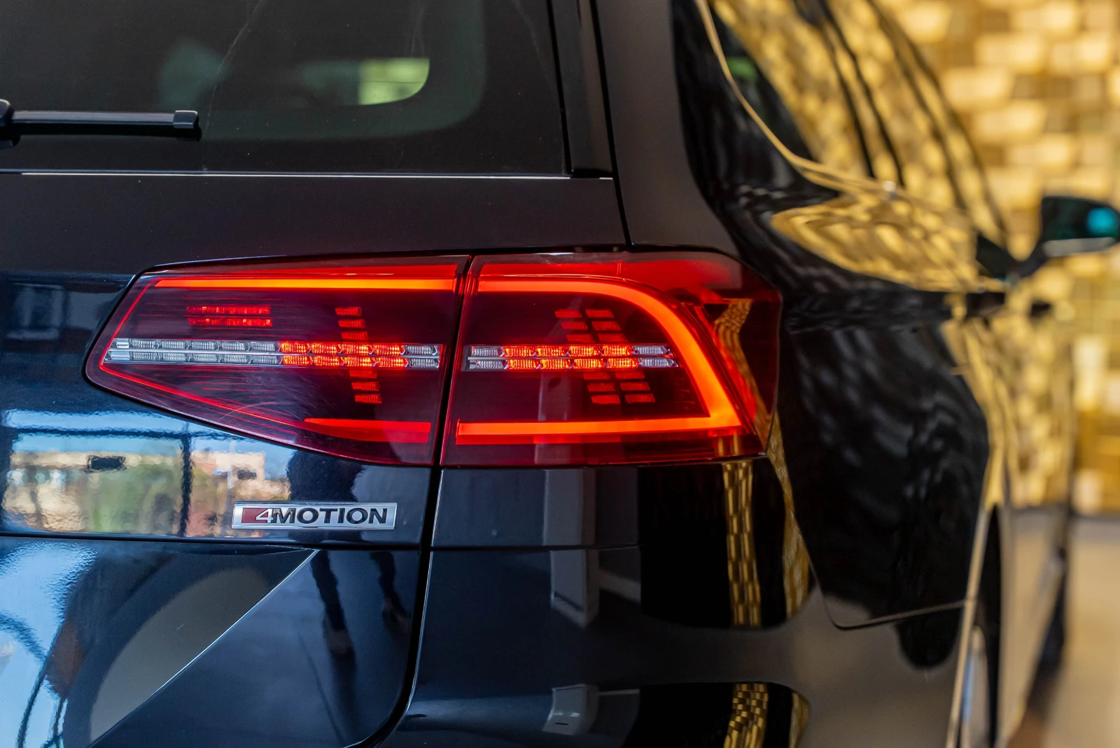 VW Passat R-Line 240hp 4MOTION - изображение 6