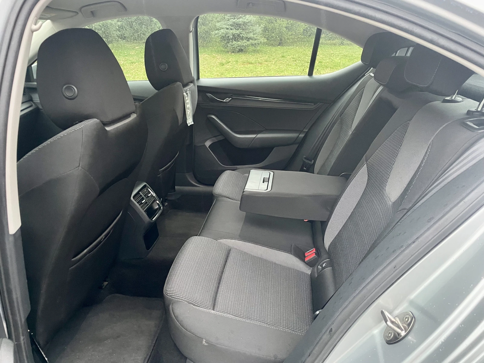 Skoda Octavia 1.5 TSI ������:190 ����/��� 4340 ���� ������������ | Mobile.bg � ����������� 11