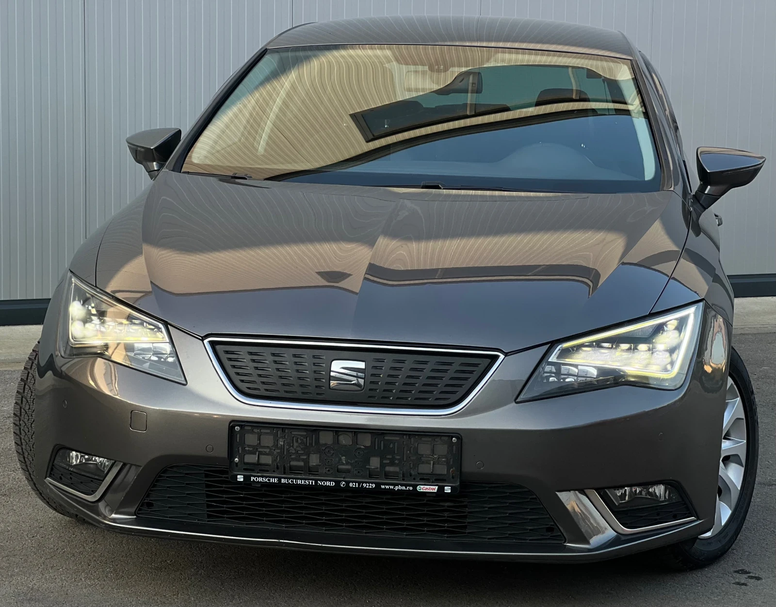 Seat Leon MATRIXX/1.6D/Алкантара/Navi/Кожа/Всички екстри!TOP - изображение 4