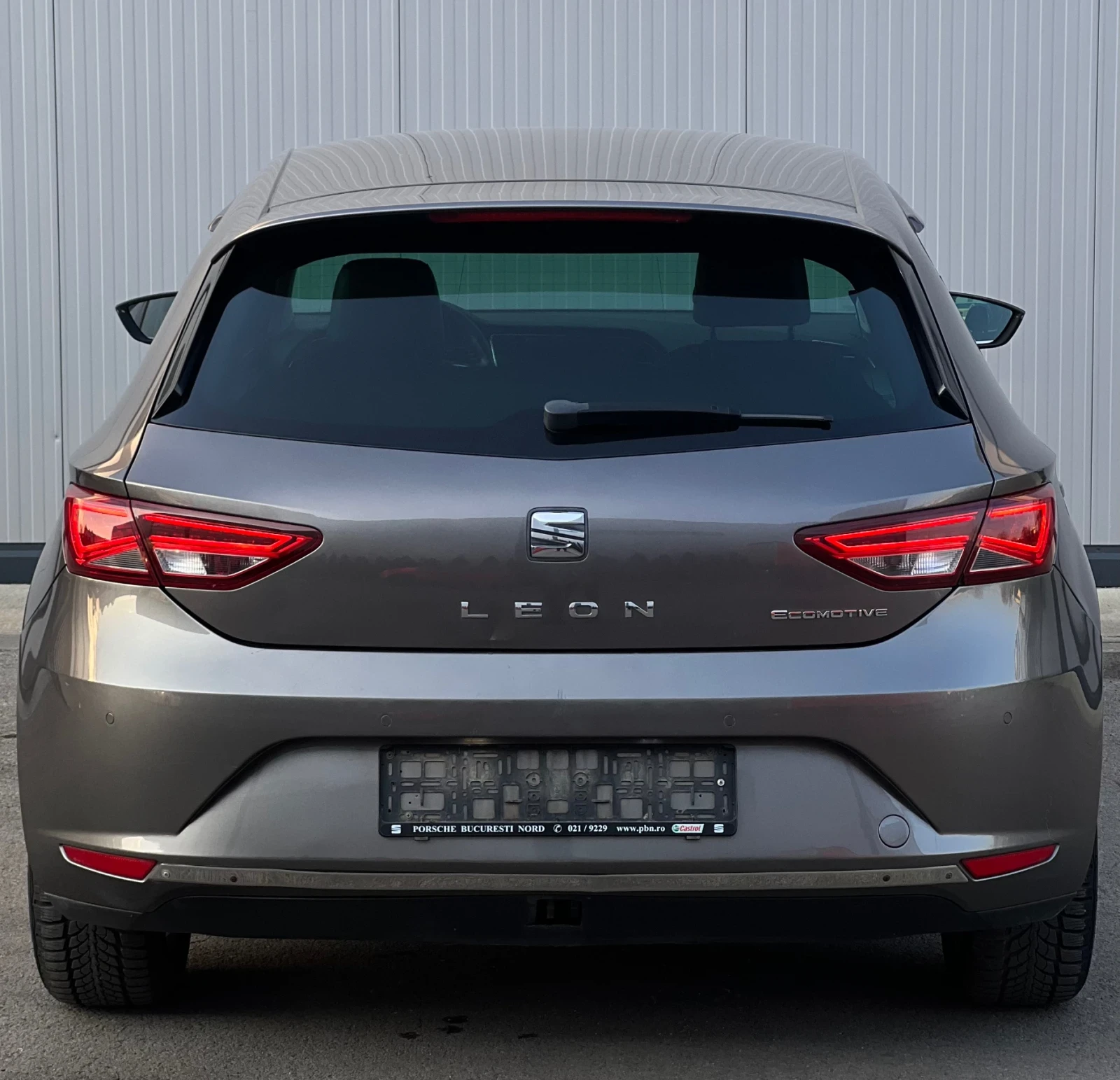 Seat Leon MATRIXX/1.6D/Алкантара/Navi/Кожа/Всички екстри!TOP - изображение 8