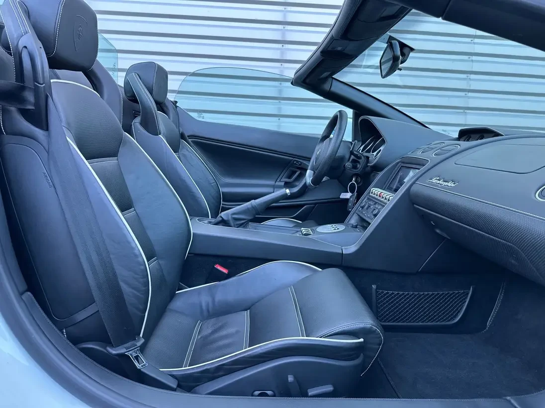 Lamborghini Gallardo LP 560-4 Spyder, снимка 10 - Автомобили и джипове - 53993459
