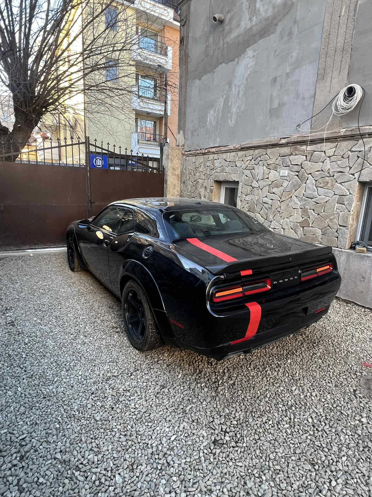 Dodge Challenger, снимка 4 - Автомобили и джипове - 54061660