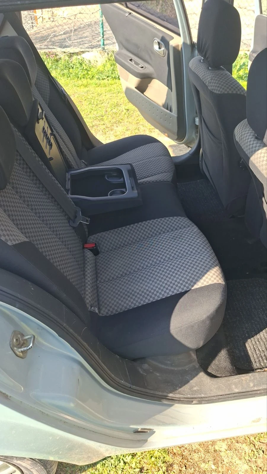 Renault Megane, снимка 7 - Автомобили и джипове - 54371443