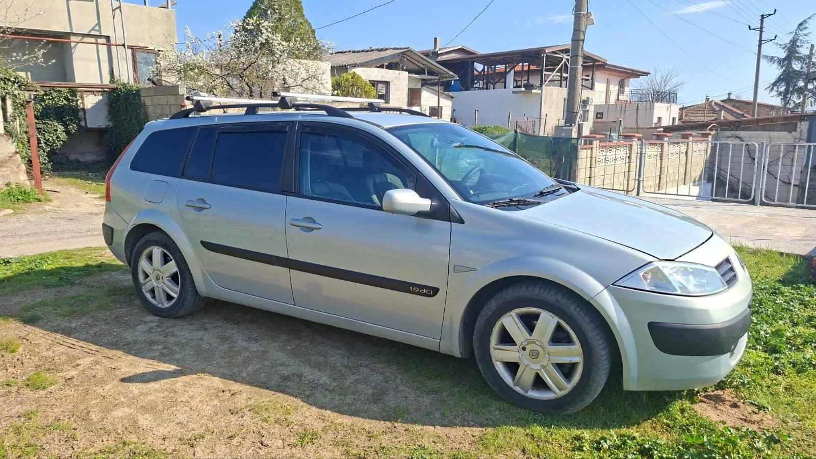Renault Megane, снимка 3 - Автомобили и джипове - 54371443