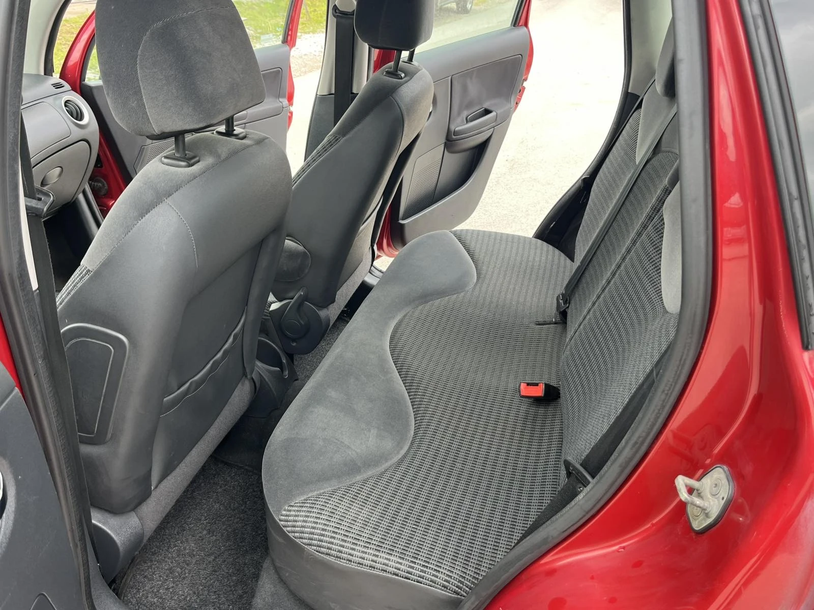 Citroen C3 1.4I 88� EURO 4 ������� �������� �����������  | Mobile.bg � ����������� 9