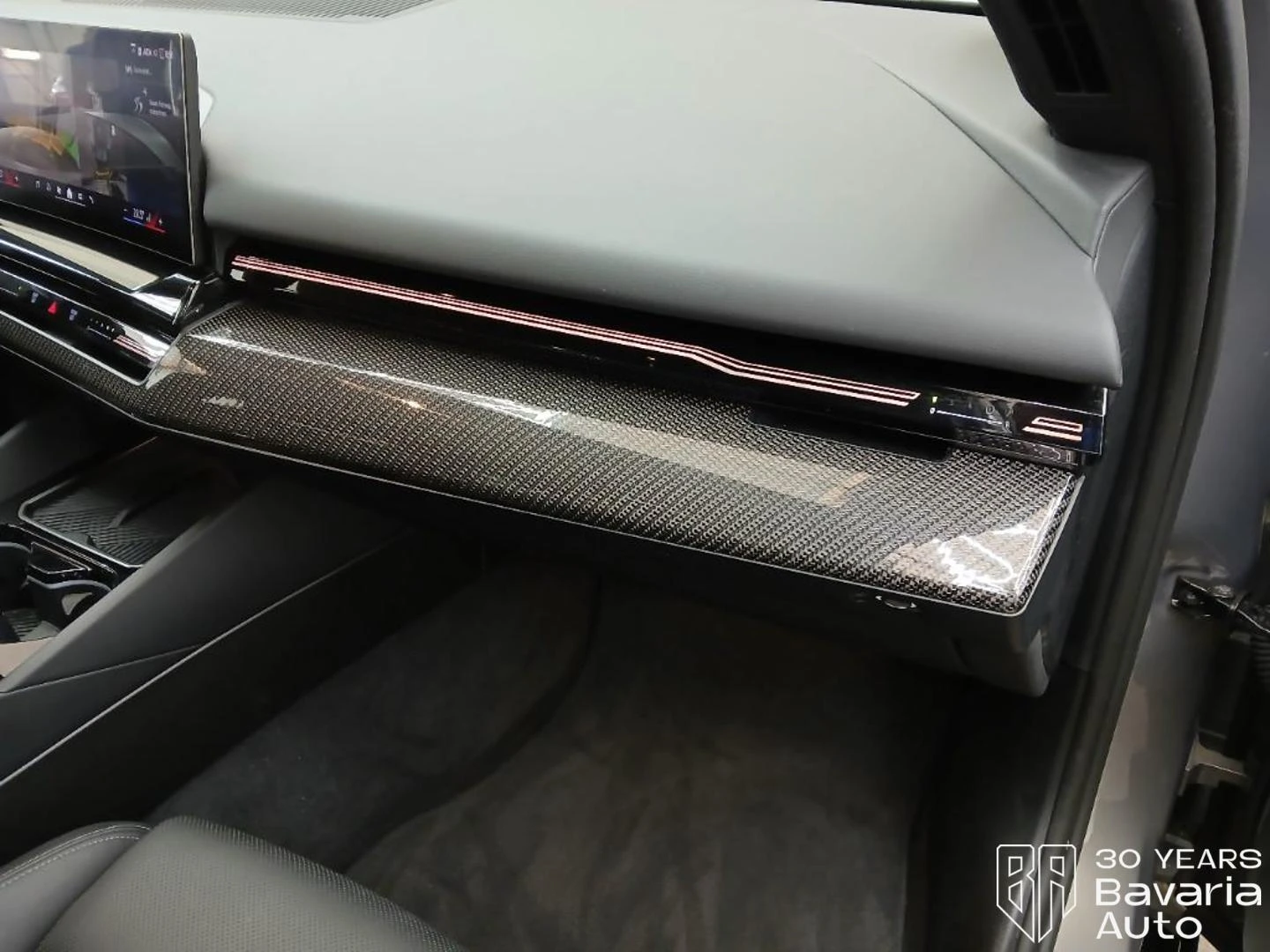 BMW 520 d xDrive M Sport Pro, снимка 7 - Автомобили и джипове - 54396865