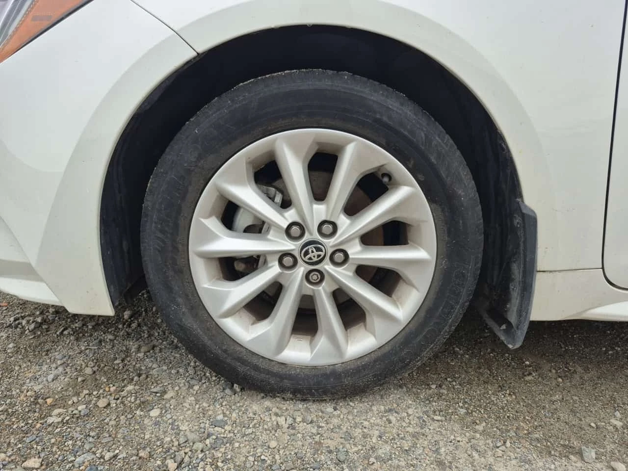 Toyota Corolla * XLE* CARFAX* АВТОКРЕДИТ БЕЗ ПЪРВОНАЧАЛНА ВНОСКА*, снимка 6 - Автомобили и джипове - 55785411