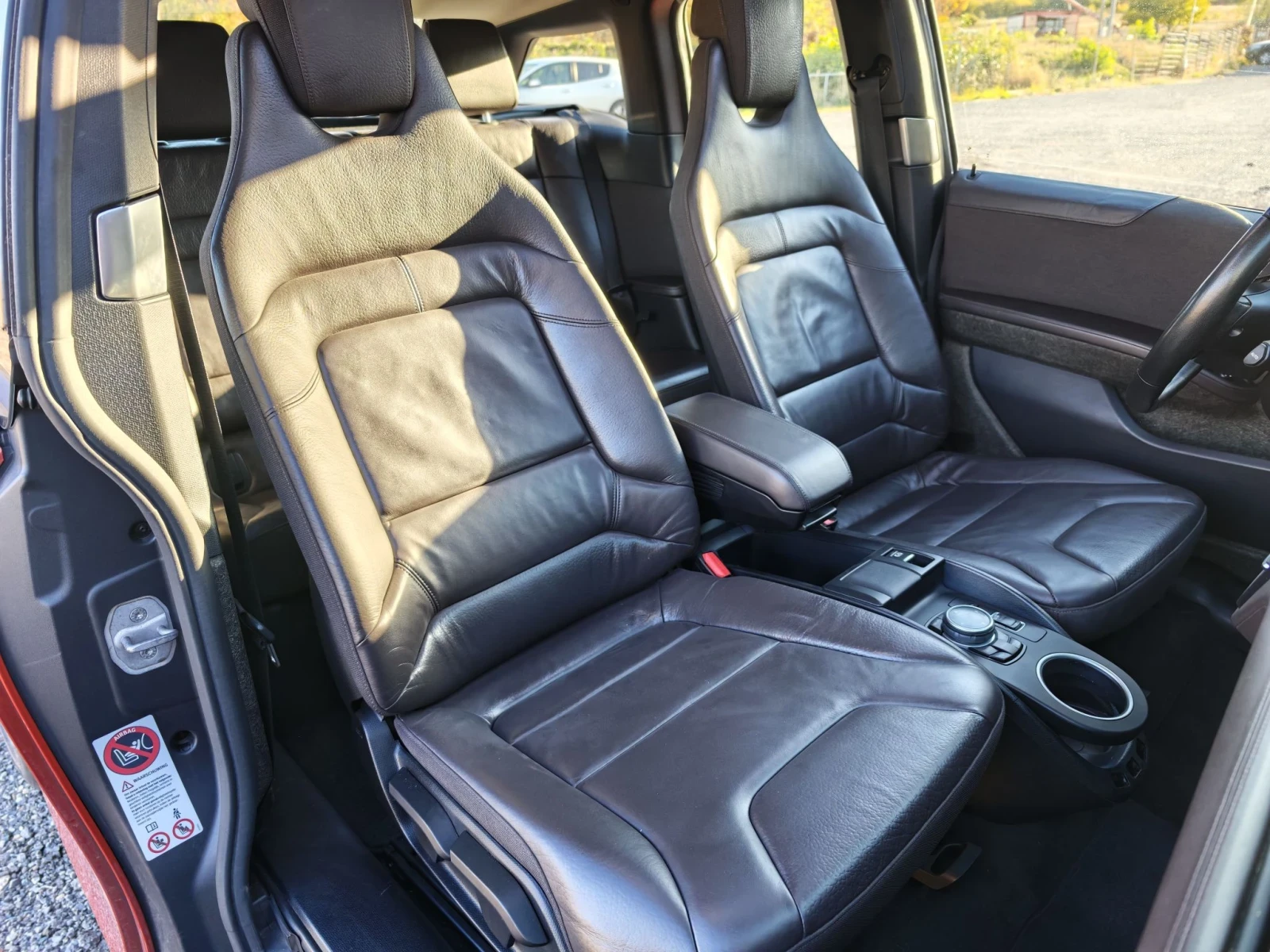 BMW i3 REX* PANO* HARMAN* DISTRON* FULL | Mobile.bg � ����������� 11