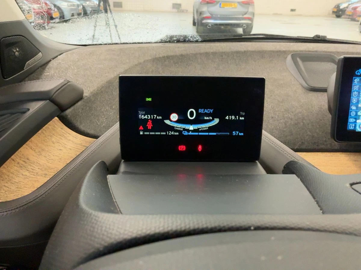 BMW i3 REX* PANO* HARMAN KAR* ������� ���� | Mobile.bg � ����������� 10