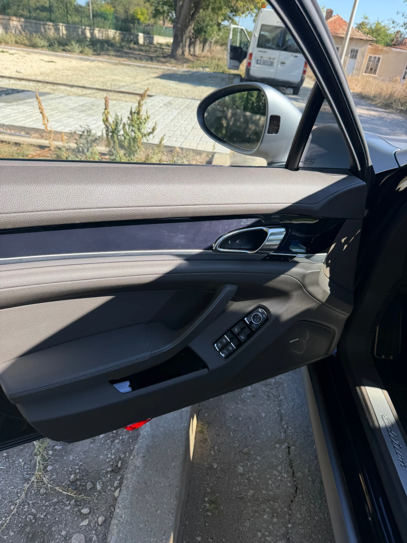 Porsche Panamera, снимка 6 - Автомобили и джипове - 56415470