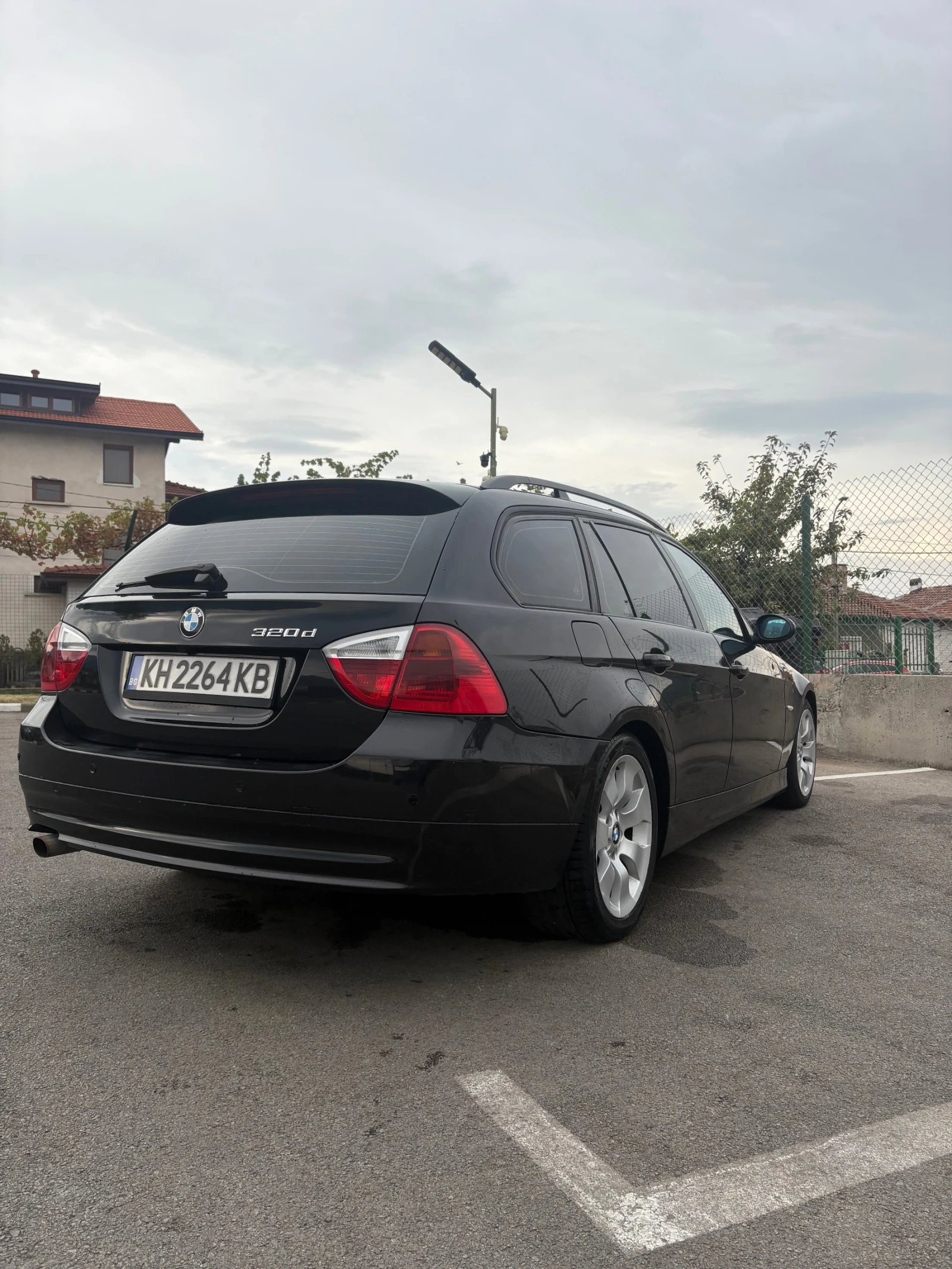 BMW 320 Recaro CarPlay , снимка 4 - Автомобили и джипове - 56637005