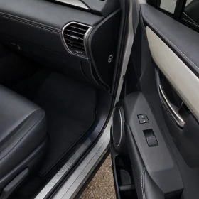 Lexus NX 300h HIBRID 4x4 - 29900 € / 58479.32 лв. - 10655203 11