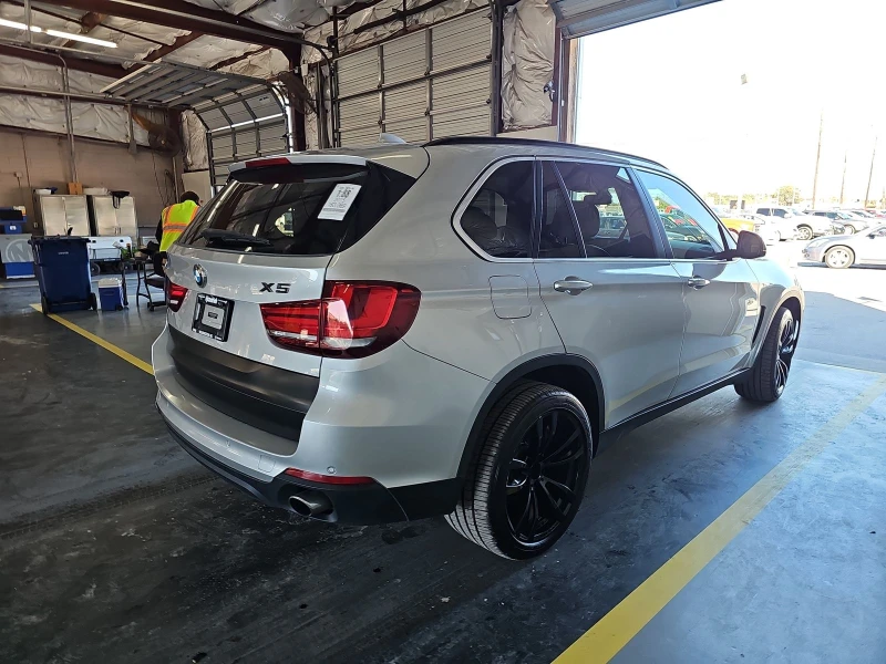 BMW X5 X5 Sports Activity Vehicle xDrive35i, снимка 2 - Автомобили и джипове - 48024677