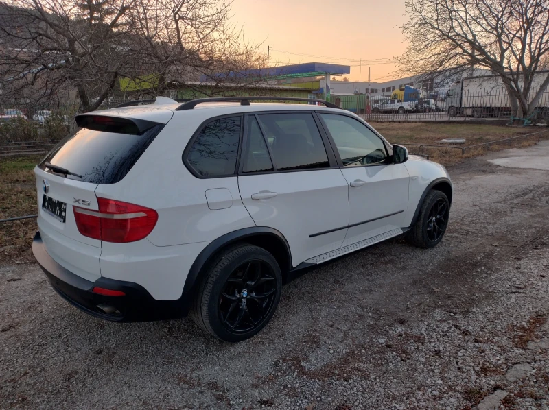 BMW X5 3.0 D 7 места панорама, снимка 4 - Автомобили и джипове - 48144402