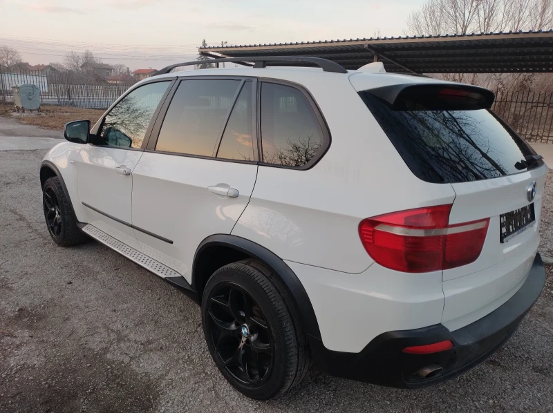 BMW X5 3.0 D 7 места панорама, снимка 6 - Автомобили и джипове - 48144402