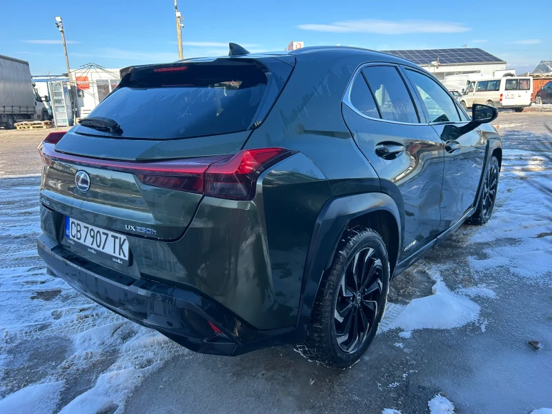 Lexus UX 250h* 100 000km* ГАРАНЦИЯ* , снимка 4 - Автомобили и джипове - 48228639