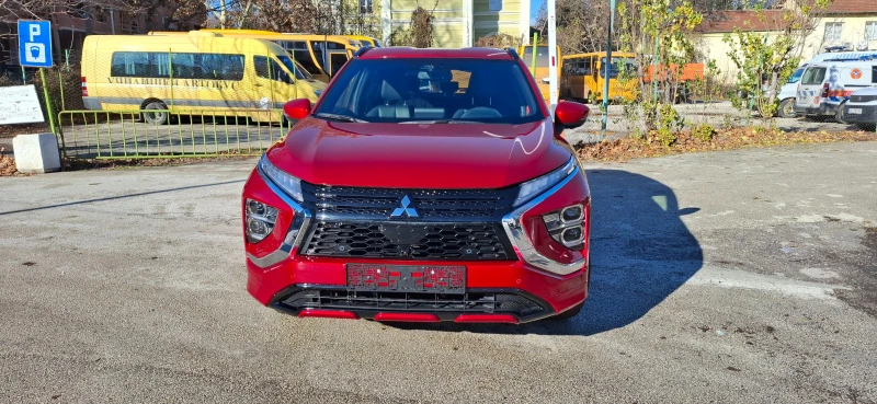 Mitsubishi Eclipse Cross 2.4 PHEV ШВЕЙЦАРИЯ, снимка 8 - Автомобили и джипове - 48269999