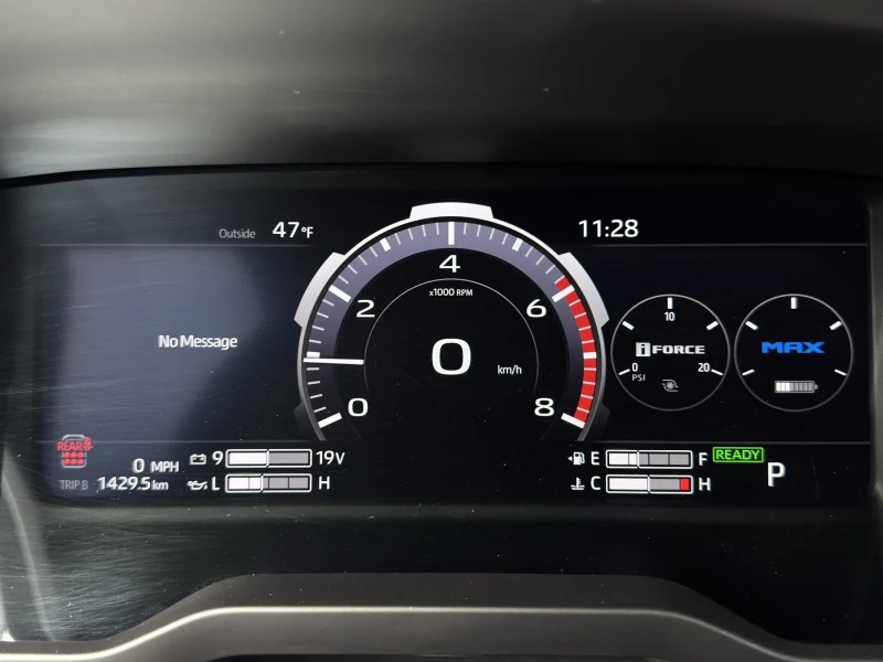 Toyota Sequoia 3.5 hibrid, снимка 10 - Автомобили и джипове - 52590414