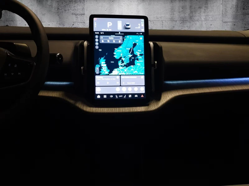 Volvo EX30 PLUS/EXTENDED-RANGE/272HP/KLESS/L.ASS/ACC/360/971f, снимка 15 - Автомобили и джипове - 52719999