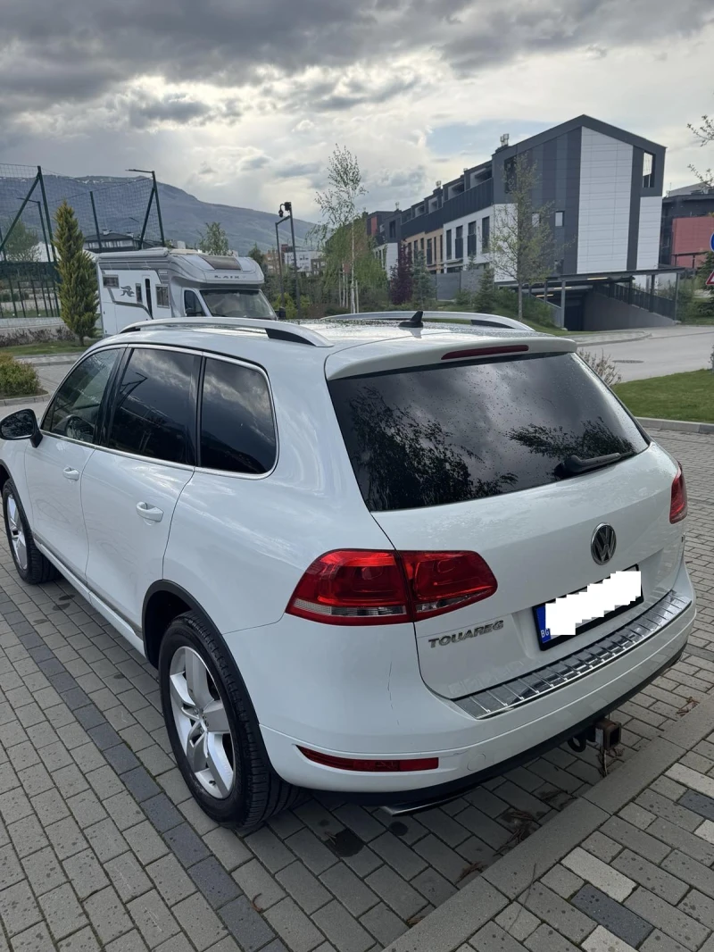 VW Touareg, снимка 9 - Автомобили и джипове - 52831734