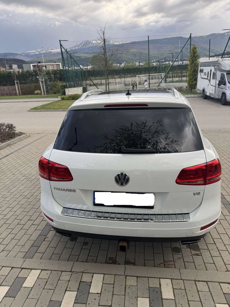 VW Touareg, снимка 6 - Автомобили и джипове - 52831734