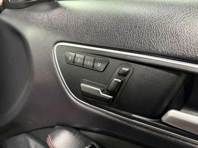 Mercedes-Benz GLA * 4MATIC 45 AMG * RARE FIND* * Modified Vehicle* *, снимка 10 - Автомобили и джипове - 53537500