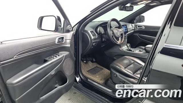 Jeep Grand cherokee  - изображение 10