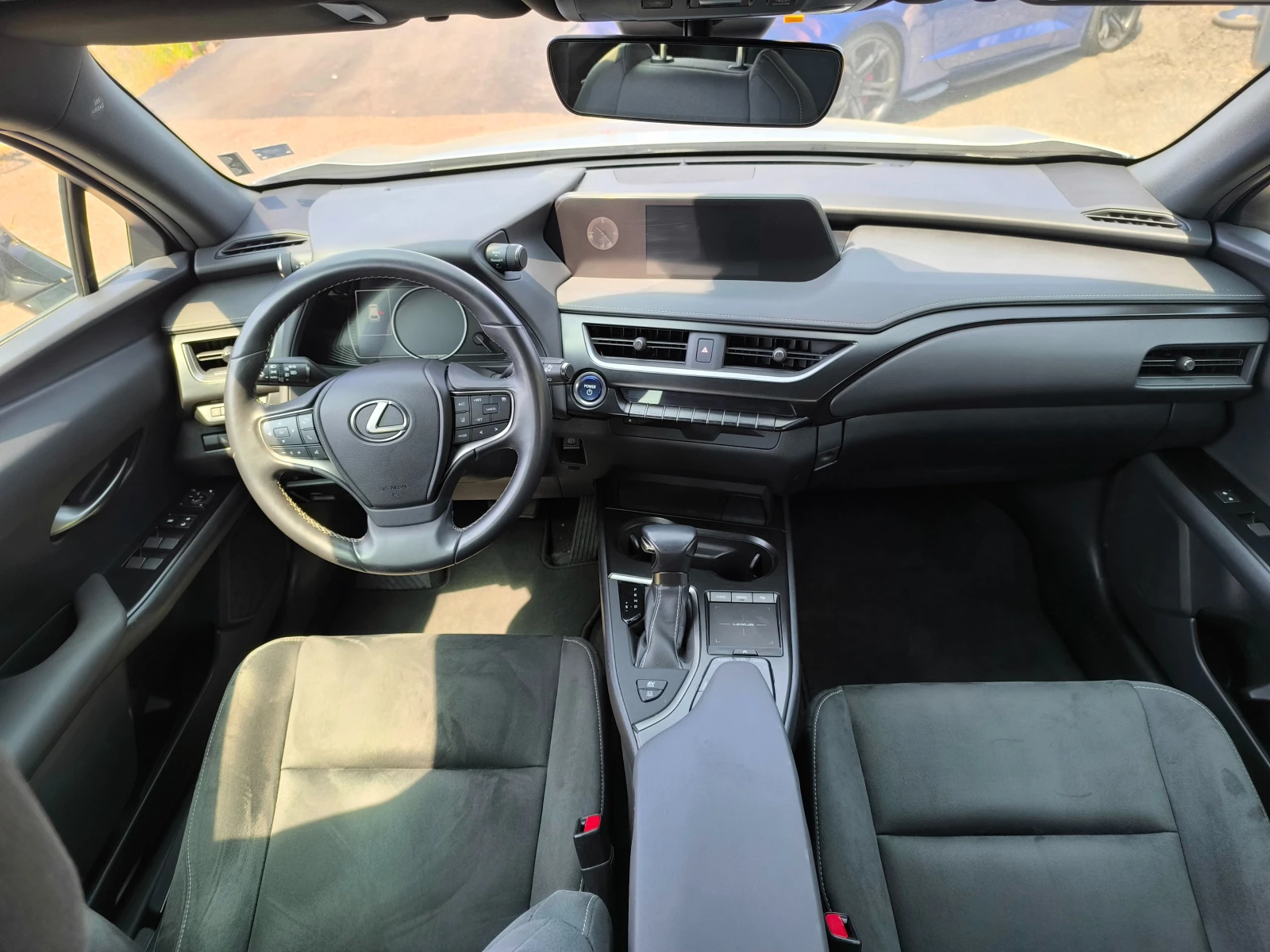 Lexus UX 250h 250/Hybrid - изображение 10